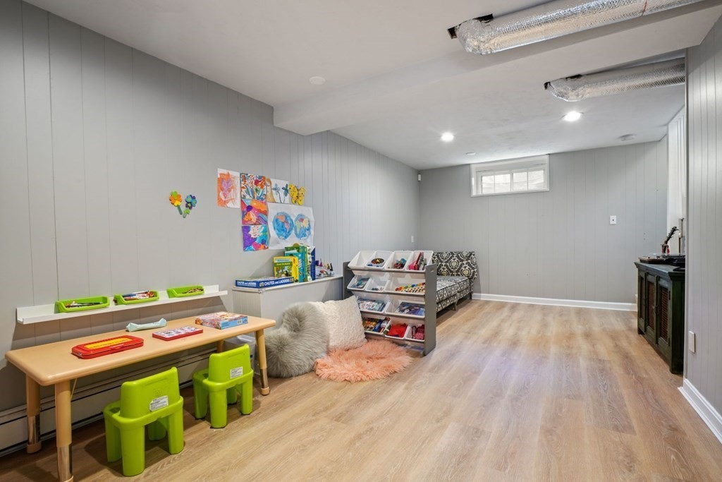 10 Ellery Road Waltham, MA 02453 - Photo 18 of 24 Gallery Image 18