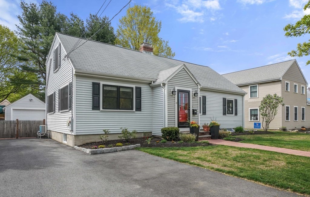 10 Ellery Road Waltham, MA 02453 - Photo 2 of 24 Gallery Image 2