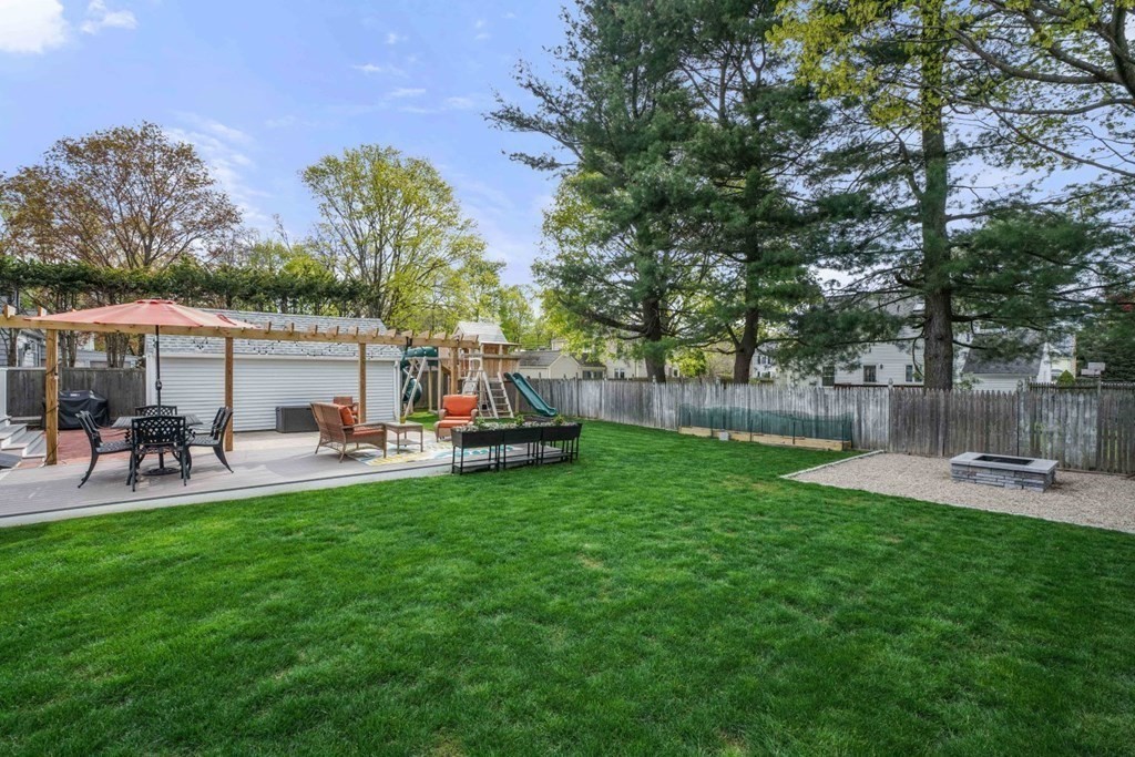 10 Ellery Road Waltham, MA 02453 - Photo 23 of 24 Gallery Image 23