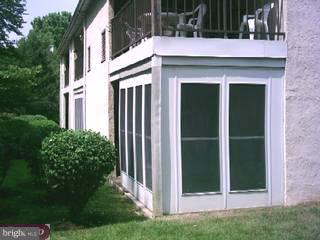 225 Valley Stream Lane Wayne, PA 19087 - Photo 3 of 4