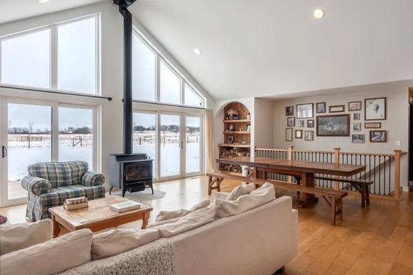 $835,000 | 5280 O Rielly Road, Omro, WI 54963