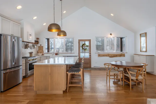 $875,000 | 5280 O Rielly Road, Omro, WI 54963