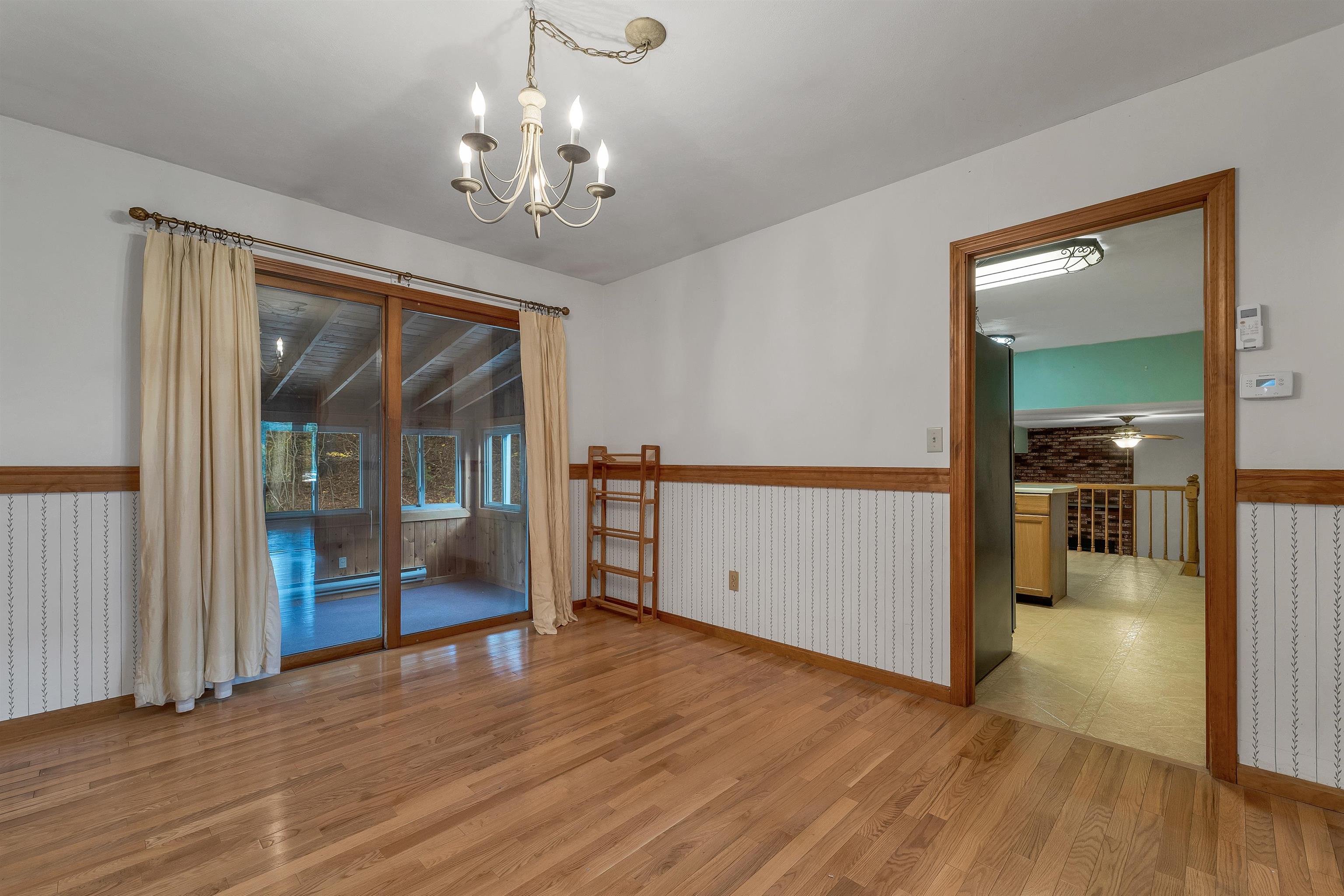 11 Teague Drive Salem, NH 03079 - Photo 16 of 33