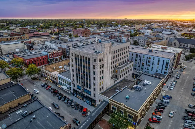 $1,650,000 | 118 Broadway North, Unit 703, Fargo, ND 58102