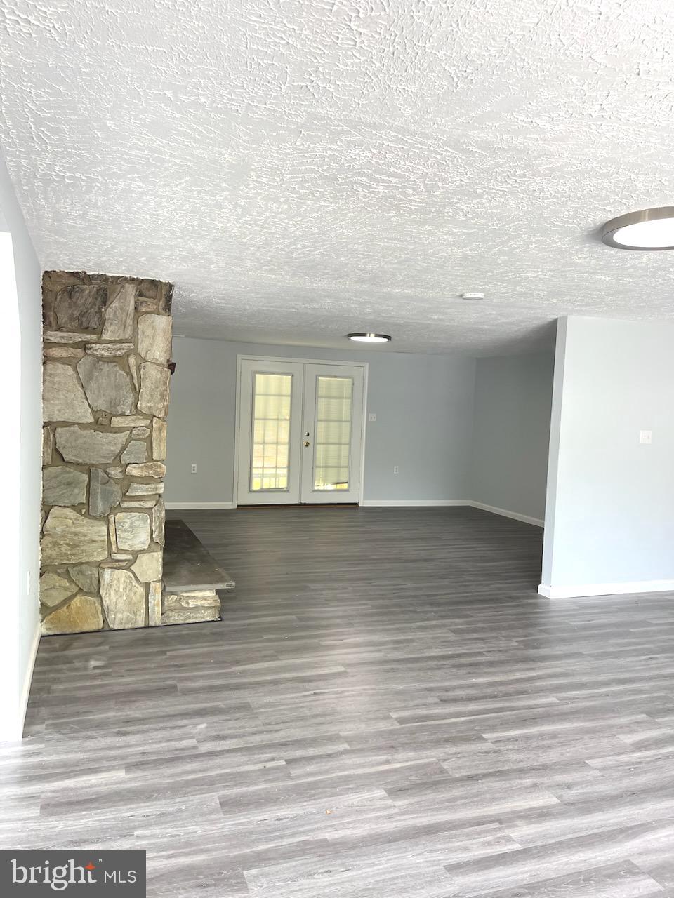 420 Marley Road Elkton, MD 21921 - Photo 4 of 19 Living room
