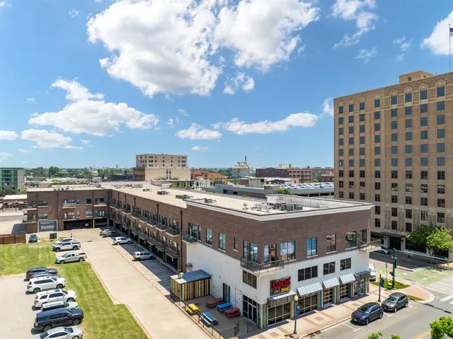 $399,900 | 330 Austin Avenue, Unit 321, Waco, TX 76701
