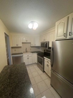 5 Colonial Drive, Unit B56 Andover, MA 01810 - Photo 2 of 6