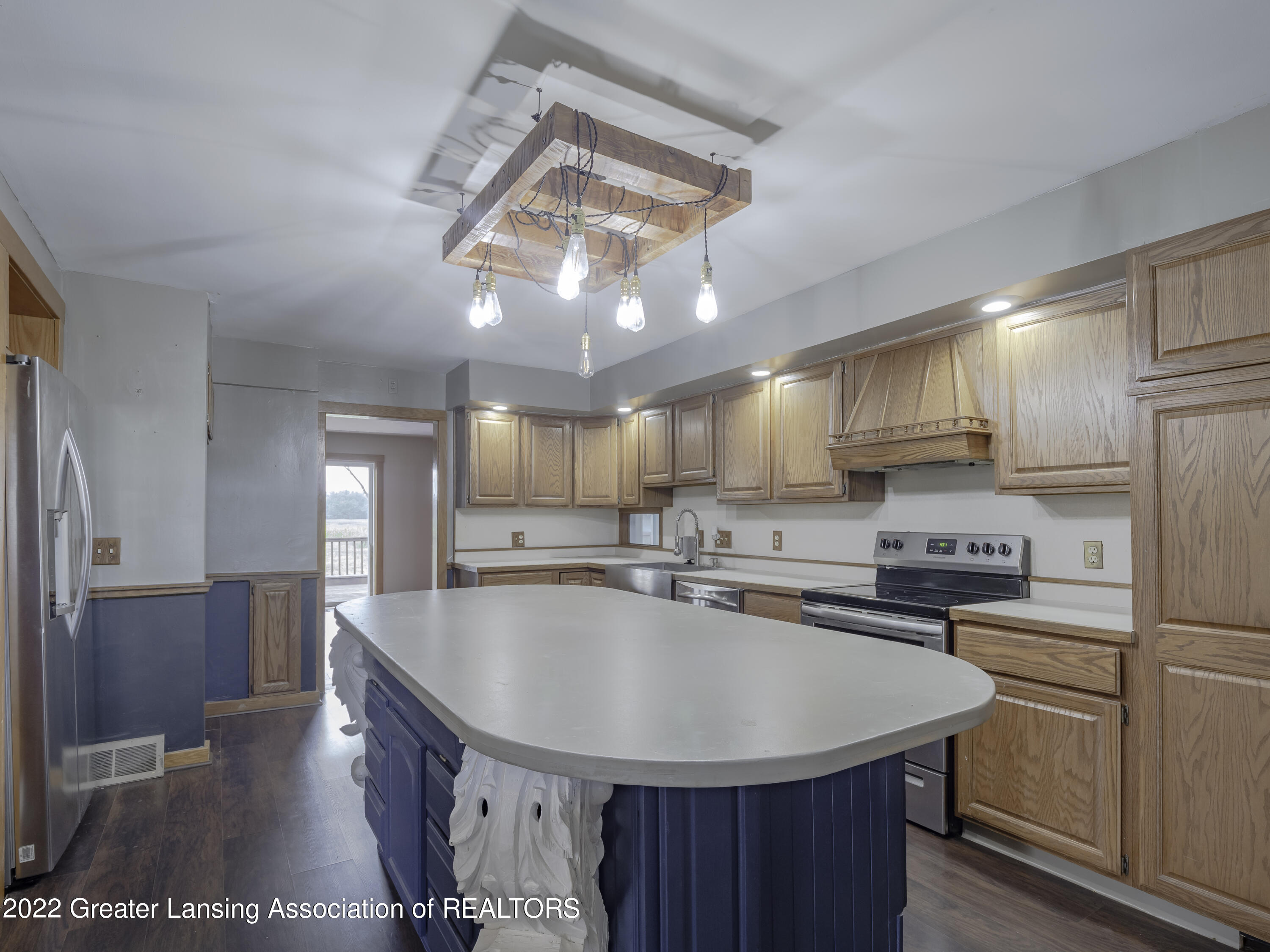 6521 West Howe Road Dewitt, MI 48820 - Photo 9 of 50 6521_Howe_Rd_001-HDR