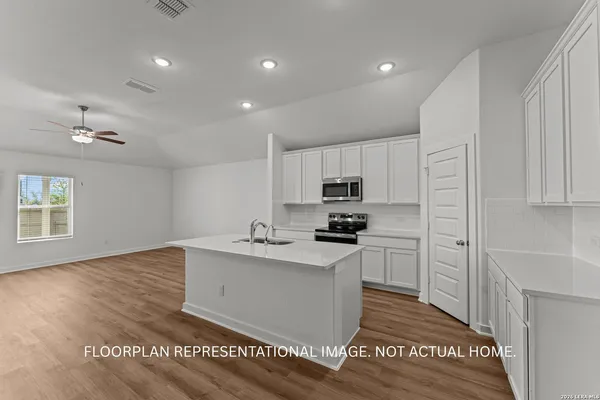 $354,340 | 2910 Midlothian Way, Converse, TX 78109