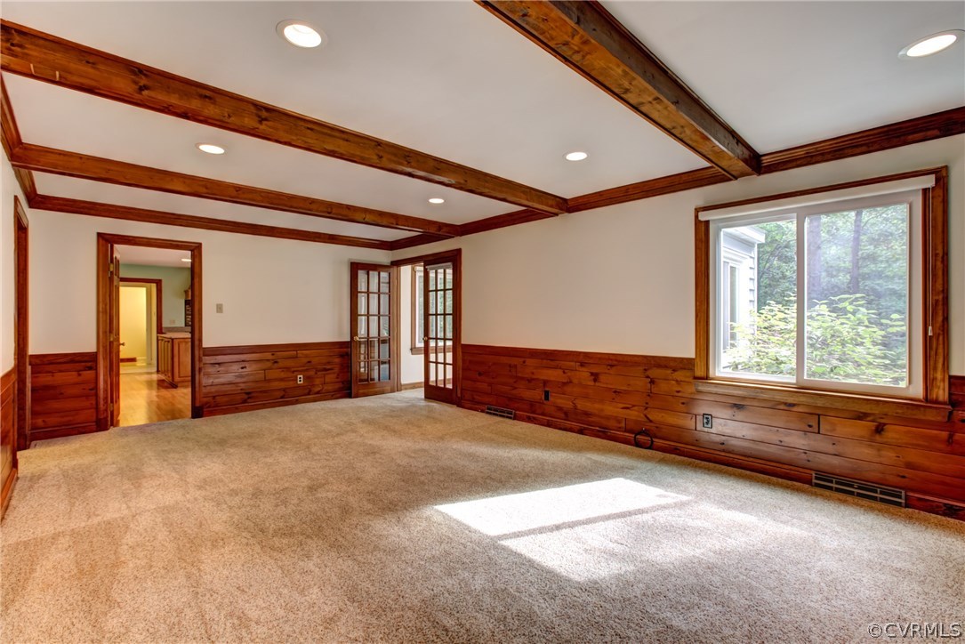 13640 Glendower Road Midlothian, VA 23113 - Photo 6 of 24 Charming Family Room with beamed ceiling, recessed