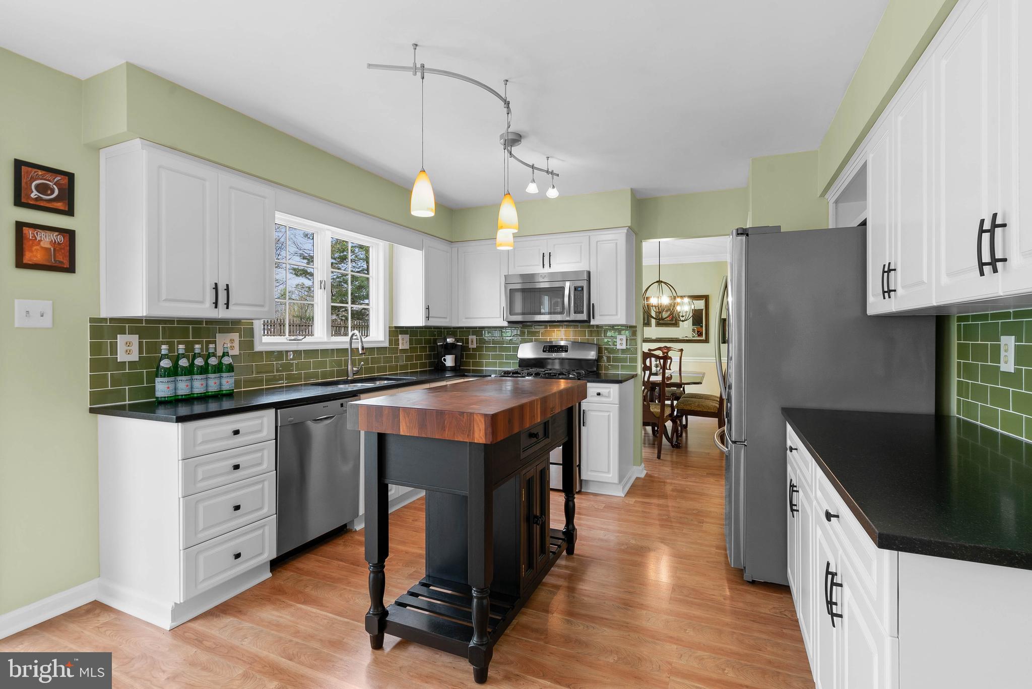 2358 McKenzie Road Ellicott City, MD 21042 - Photo 12 of 52 Kitchen