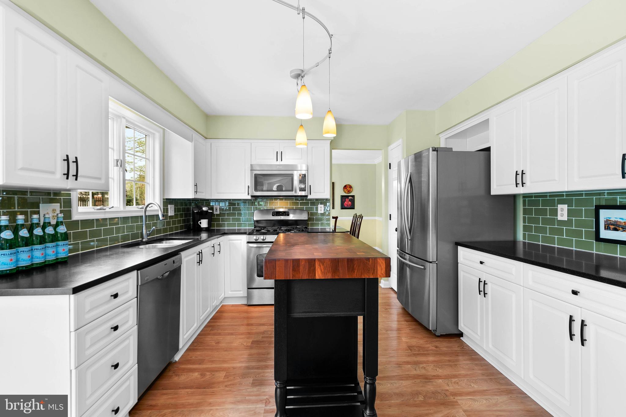 2358 McKenzie Road Ellicott City, MD 21042 - Photo 14 of 52 Kitchen