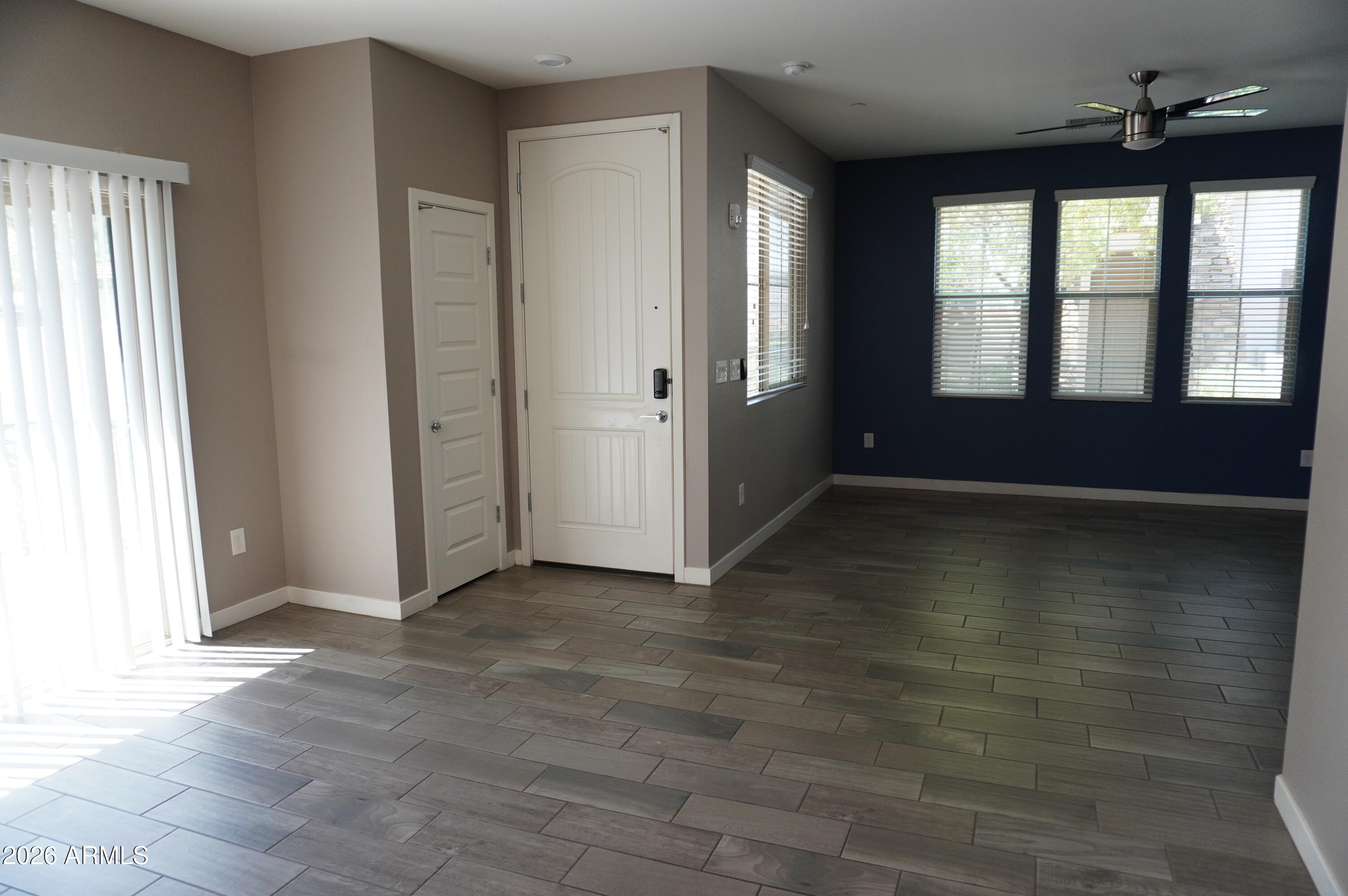 1885 East Frye Road, Unit 102 Gilbert, AZ 85295 - Photo 8 of 27 DSC03380