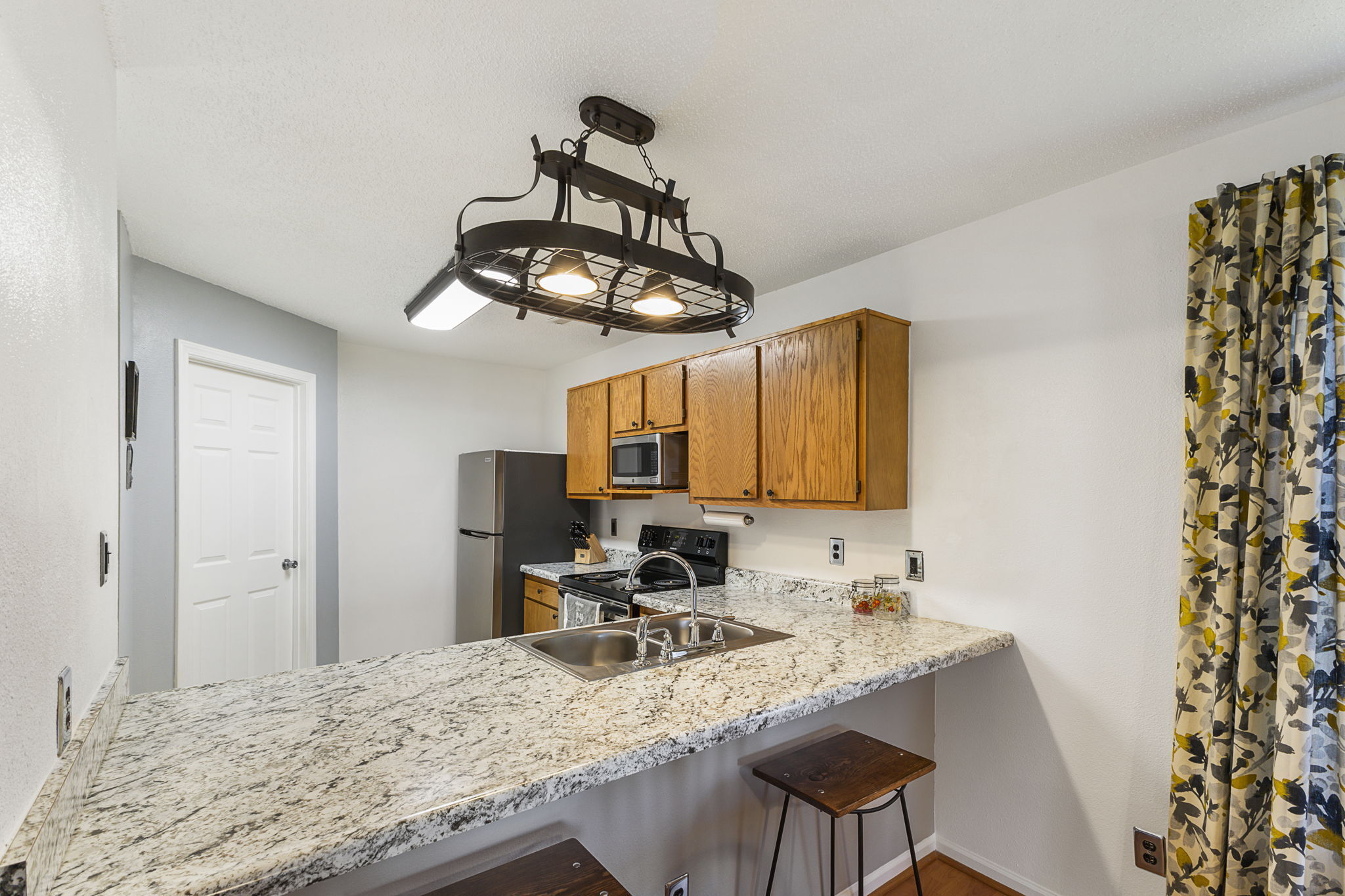 5114 Sandy Forge Drive Indianapolis, IN 46221 - Photo 12 of 28