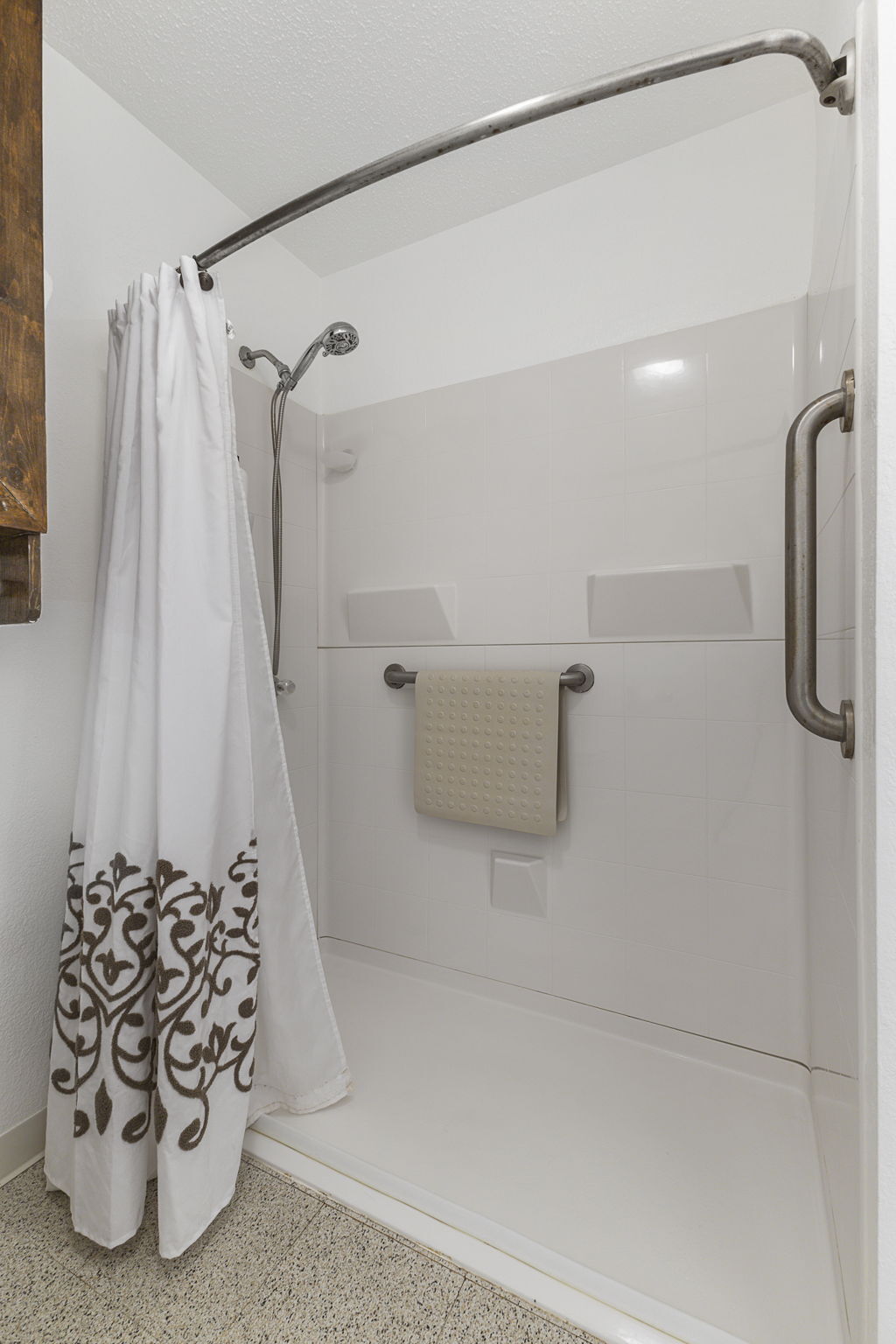 5114 Sandy Forge Drive Indianapolis, IN 46221 - Photo 17 of 28