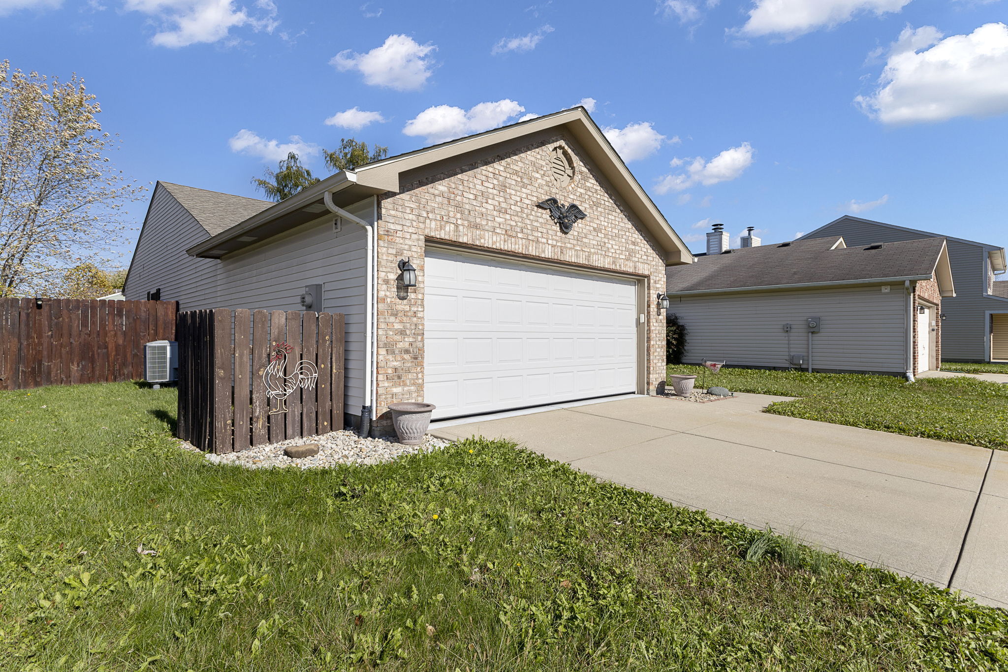 5114 Sandy Forge Drive Indianapolis, IN 46221 - Photo 4 of 28