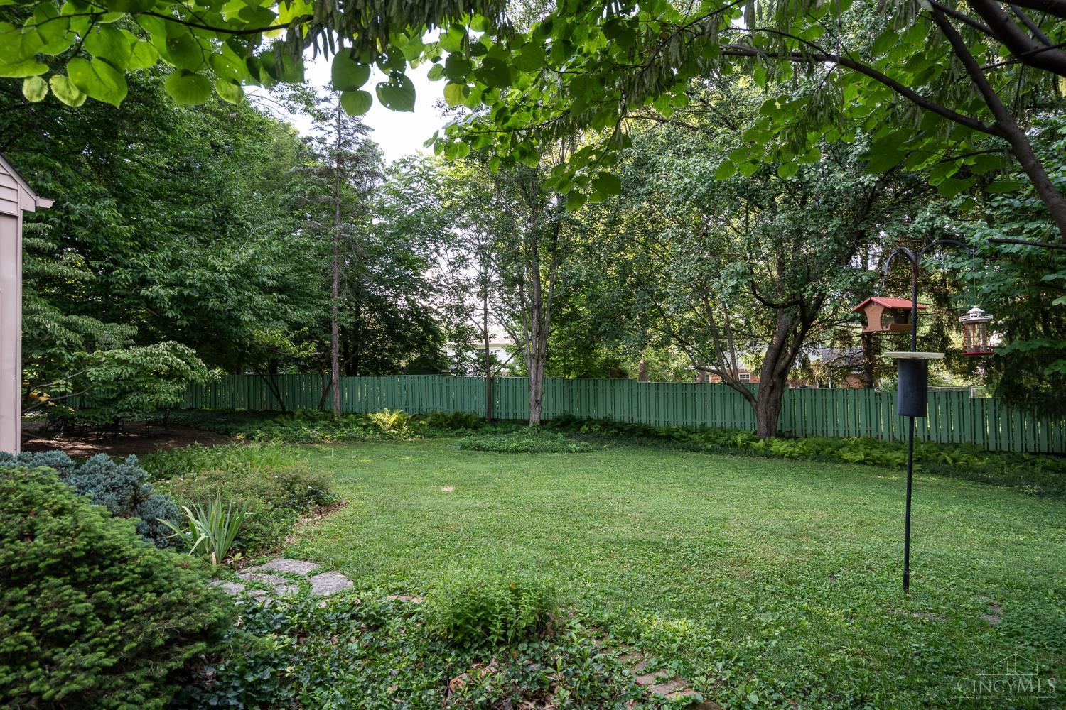 168 Fleming Road Wyoming, OH 45215 - Photo 4 of 64