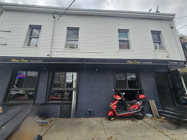 $1,790,000 | 36-15 Greenpoint Avenue | Sunnyside