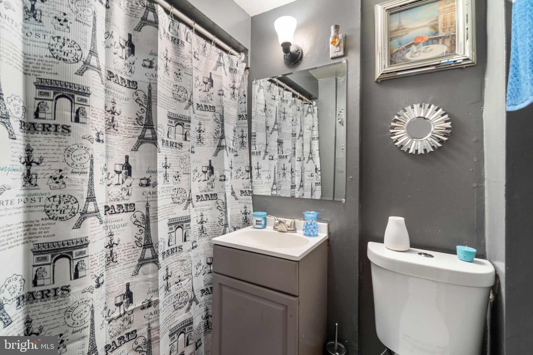 1609 Fillmore Street Philadelphia, PA 19124 - Photo 7 of 18 Bathroom