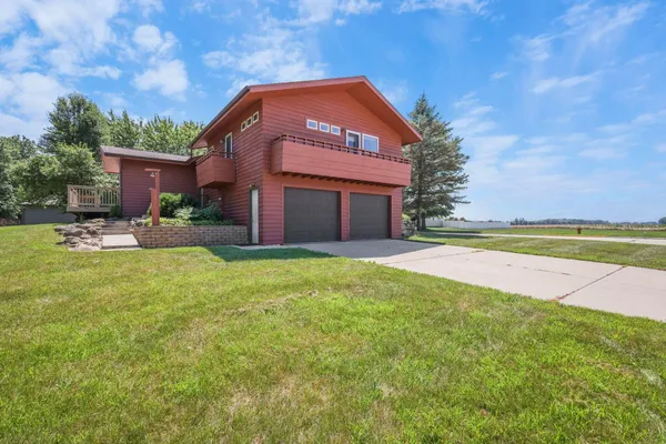 $449,900 | 550 Tamarack Road, Spring Green, WI 53588