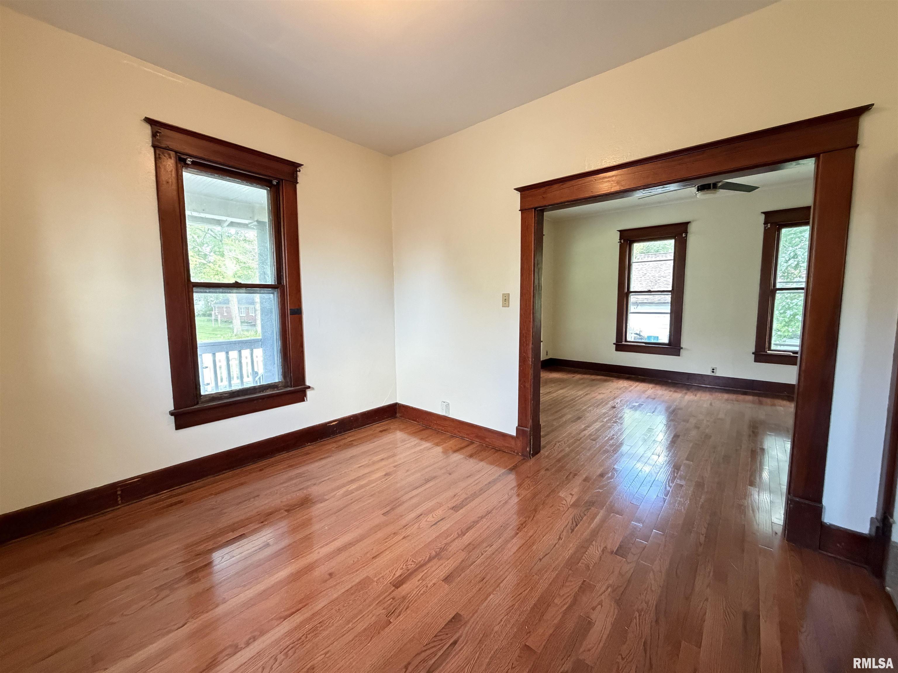 215 South Fulton Street Avon, IL 61415 - Photo 15 of 25