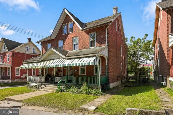 $2,100 | 22 South 5th Avenue, Coatesville, PA 19320