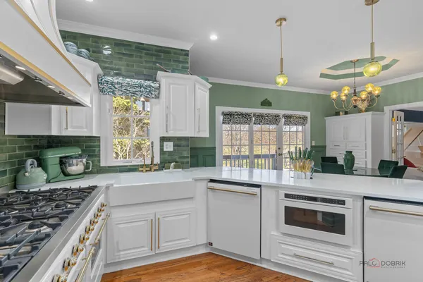 $1,325,000 | 406 Kenmare Drive, Burr Ridge, IL 60527