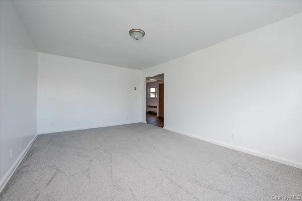 $3,500 | 3166 Spencer Drive | Country Club