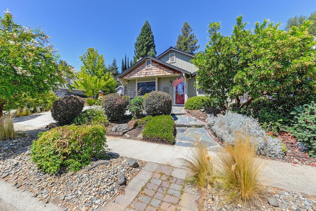 6185 Rachel Lane Loomis, CA 95650 - Photo 1 of 1 a front view of a house with a yard