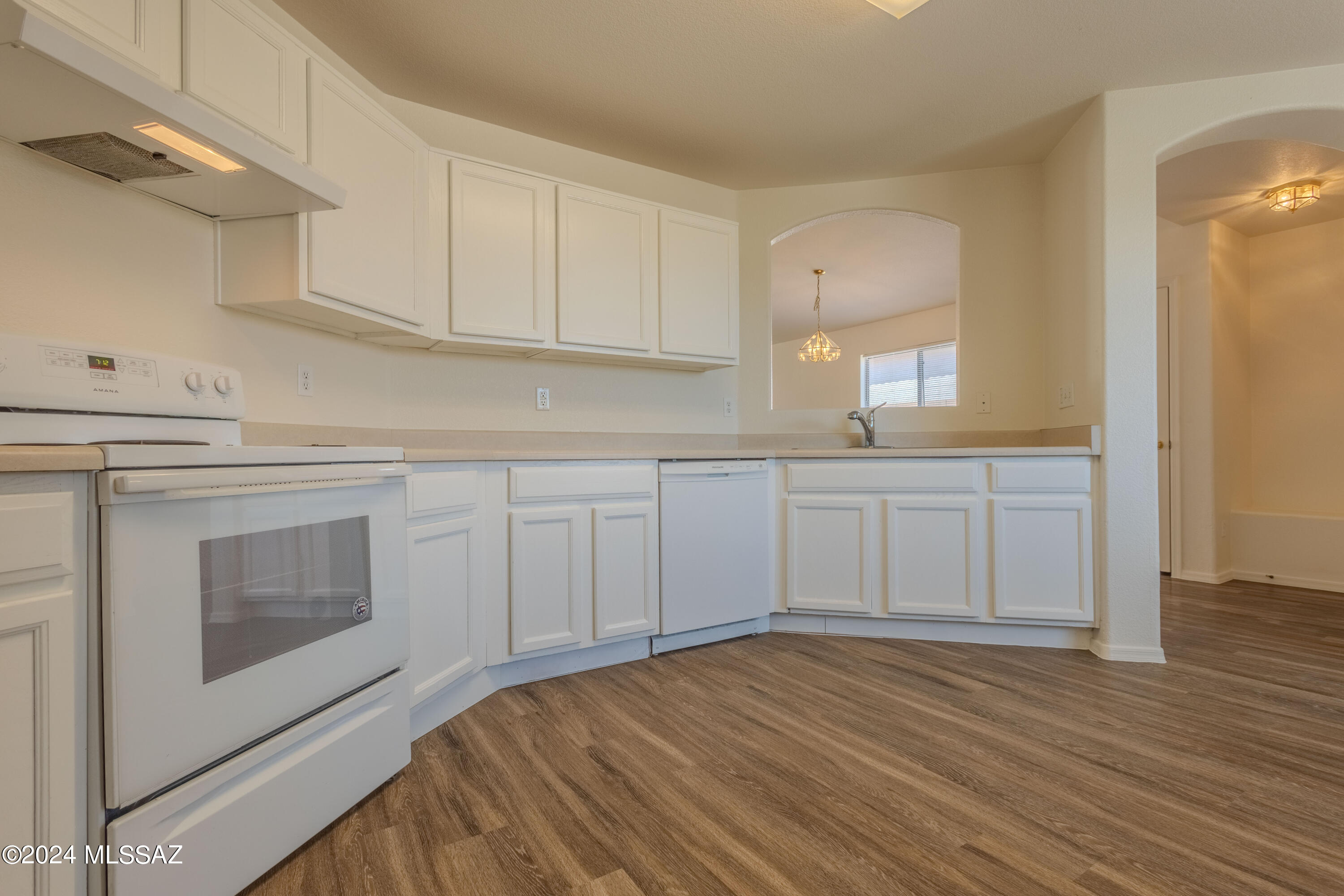 1325 North Wildcat Diers Road Tucson, AZ 85745 - Photo 10 of 25