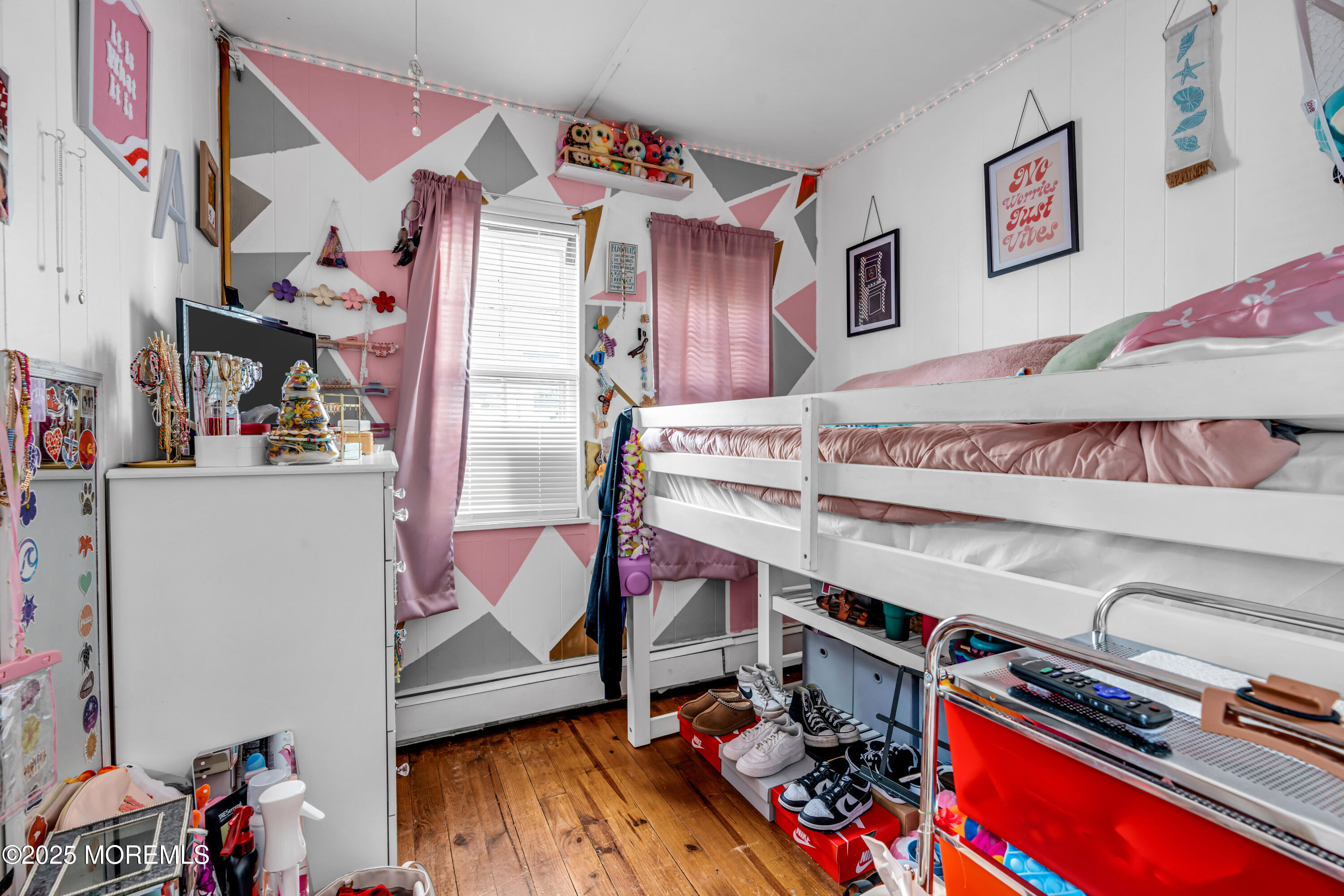 128 Pinehurst Road Brick, NJ 08723 - Photo 12 of 19 a room with musical instruments