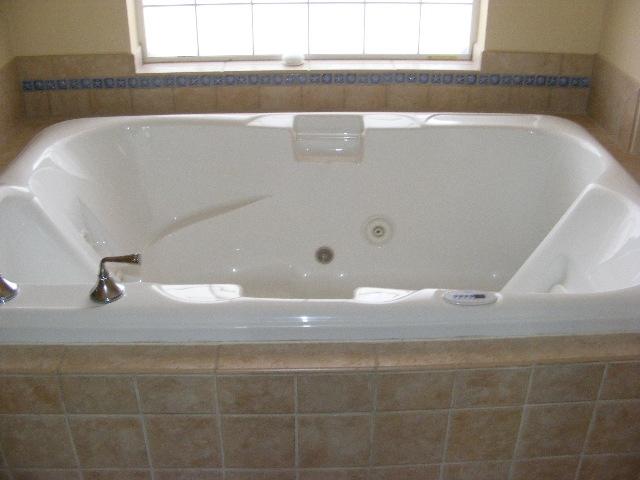 2955 Holley Point Road Navarre, FL 32566 - Photo 15 of 24 Gallery Image 15