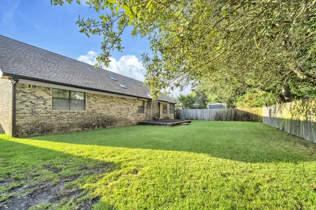 $444,000 | 392 Evergreen Circle, Destin, FL 32541