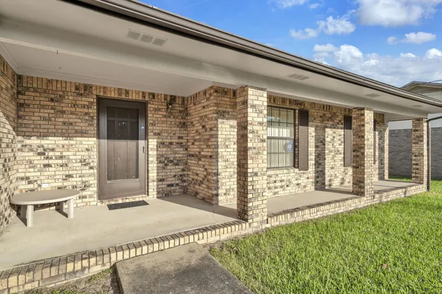 $444,000 | 392 Evergreen Circle, Destin, FL 32541