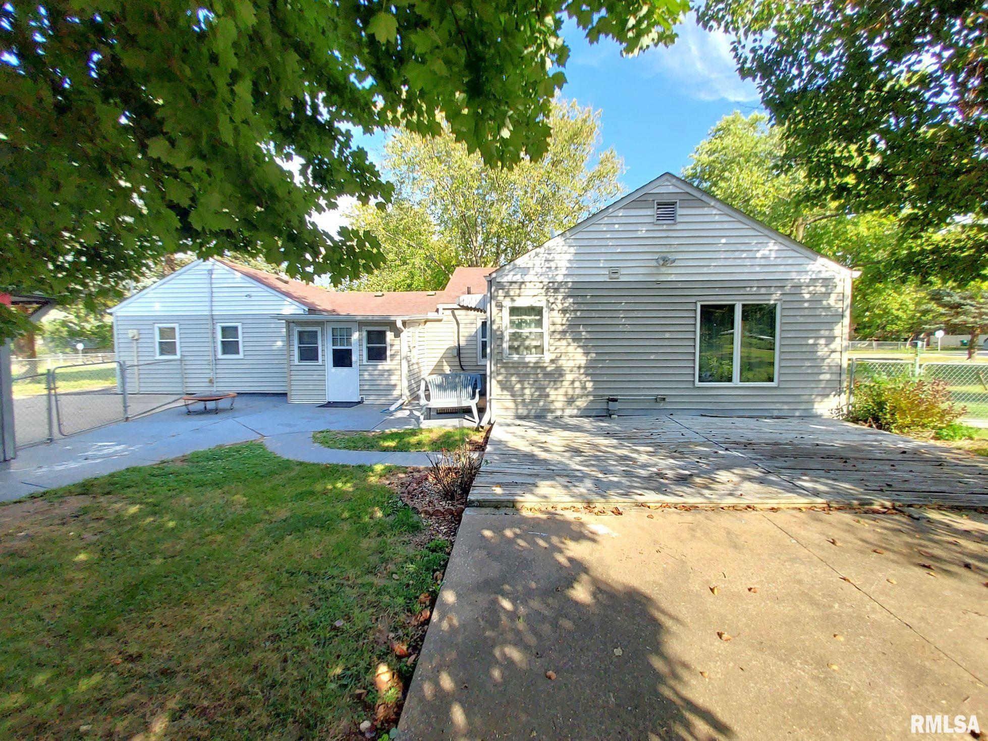 6707 33rd Street Moline, IL 61265 - Photo 11 of 40 Gallery Image 11