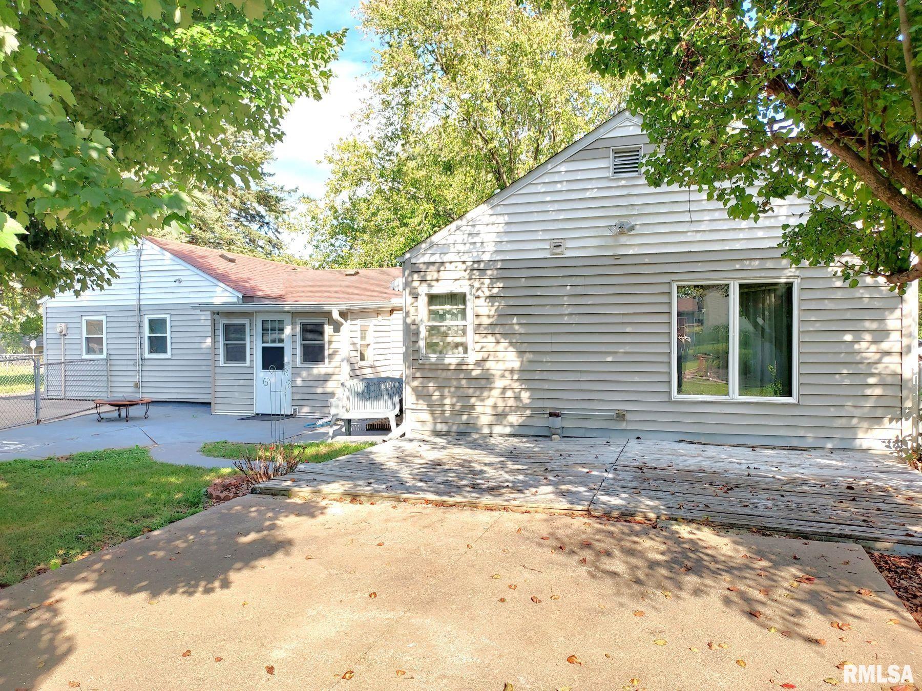 6707 33rd Street Moline, IL 61265 - Photo 12 of 40 Gallery Image 12