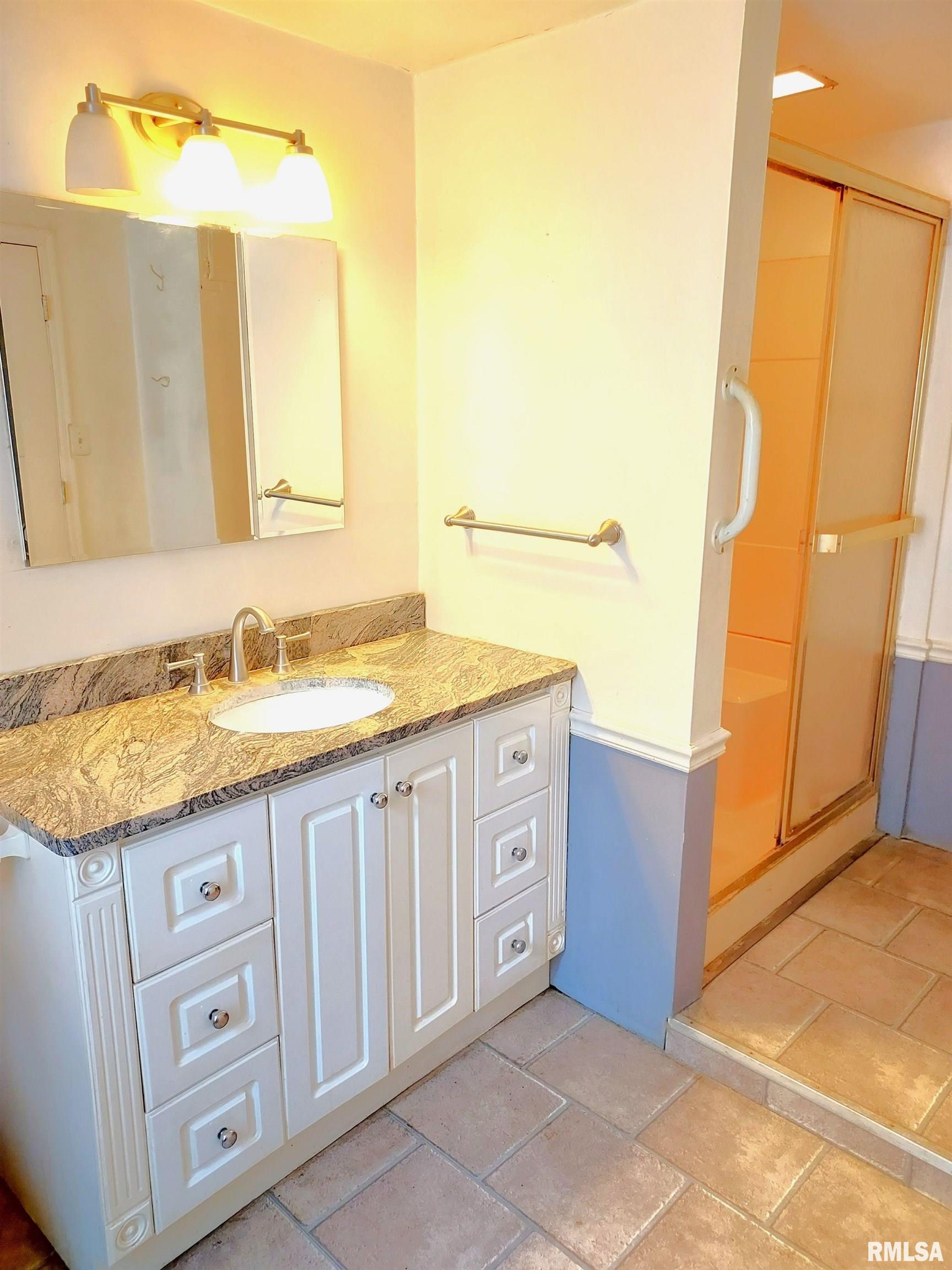 6707 33rd Street Moline, IL 61265 - Photo 32 of 40 Gallery Image 32