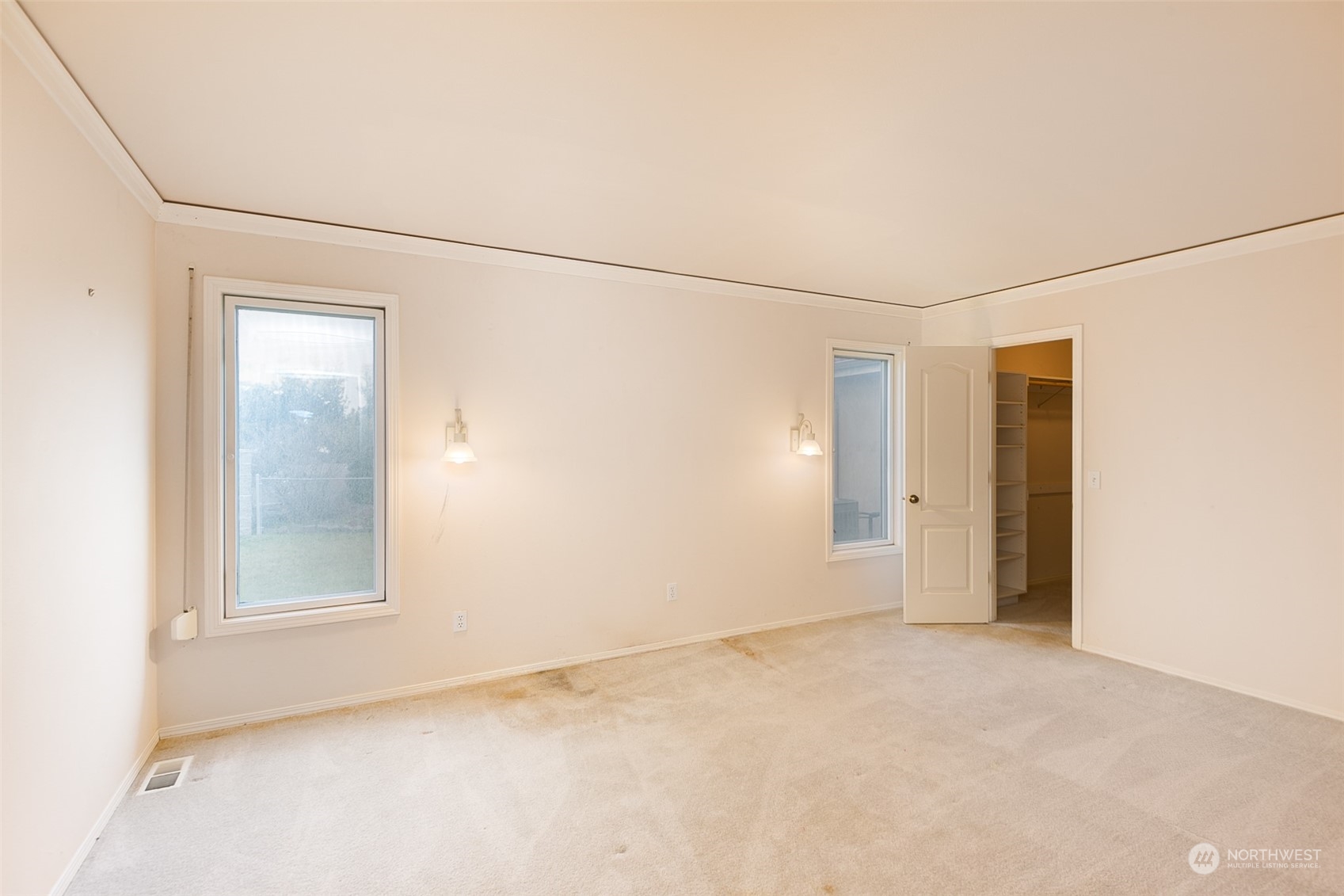 193 Mariners Point Road Sequim, WA 98382 - Photo 20 of 36 a view of an empty room with a window