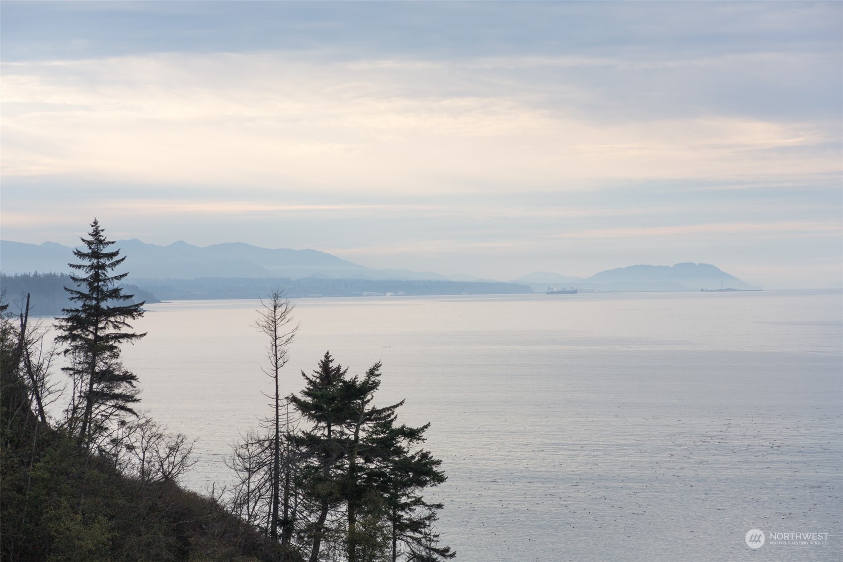 193 Mariners Point Road Sequim, WA 98382 - Photo 2 of 36 a view of lake