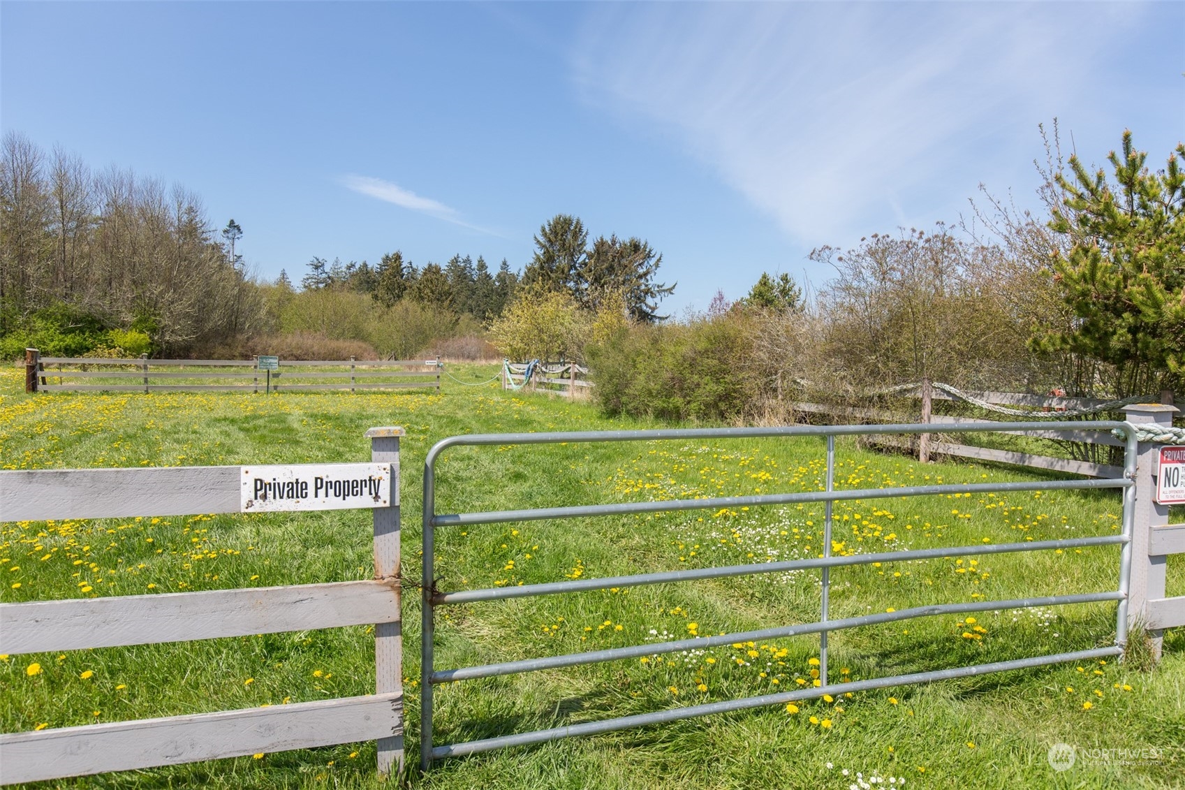 193 Mariners Point Road Sequim, WA 98382 - Photo 32 of 36 a view of a tennis court