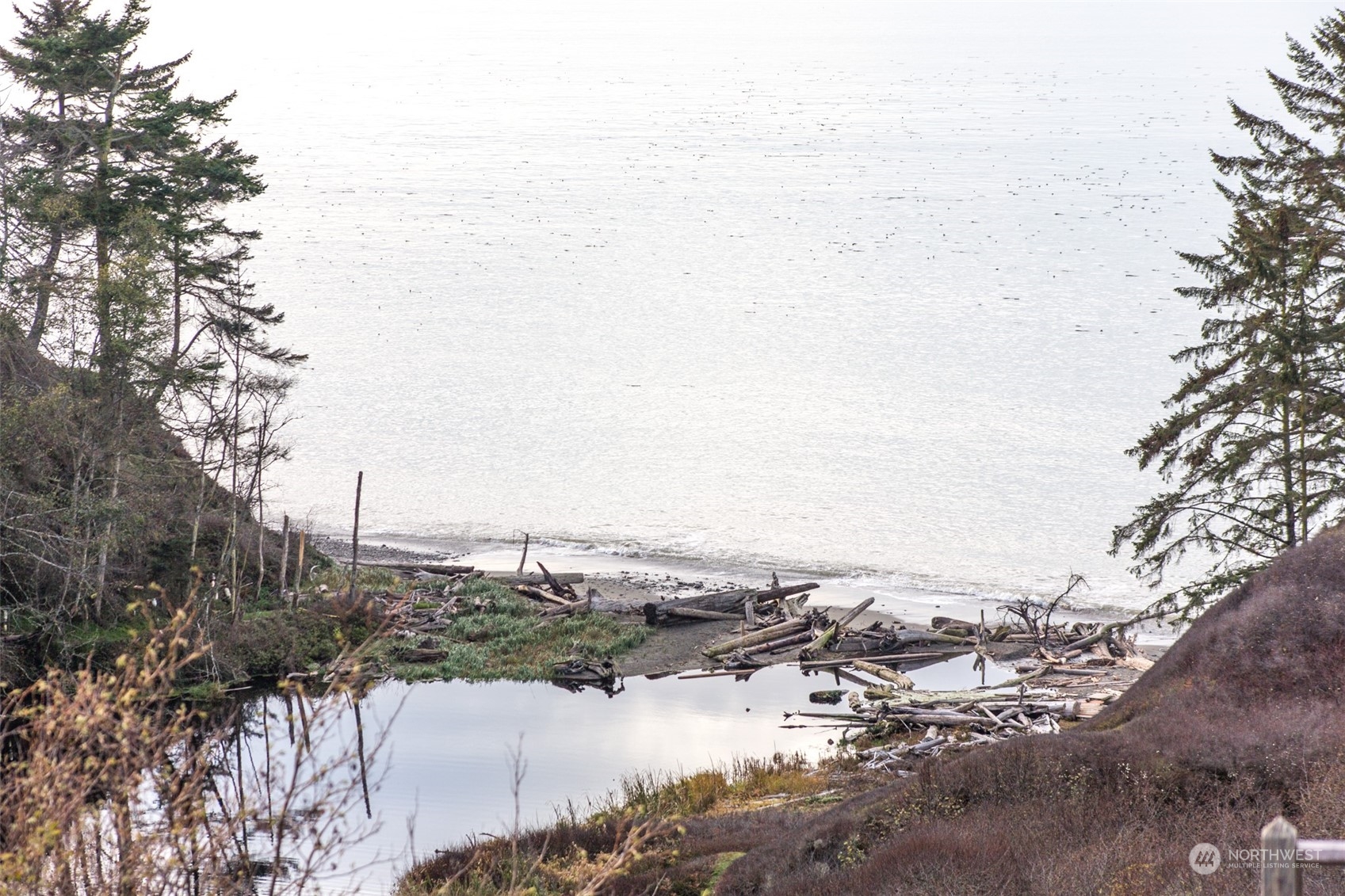 193 Mariners Point Road Sequim, WA 98382 - Photo 33 of 36 an aerial view of multiple house