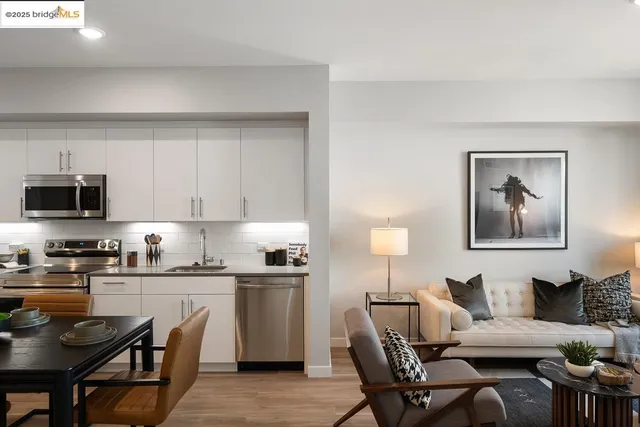 $499,000 | 260 Brooklyn Basin Way, Unit 428, Oakland, CA 94606