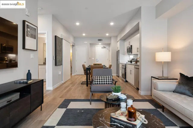 $499,000 | 260 Brooklyn Basin Way, Unit 428, Oakland, CA 94606