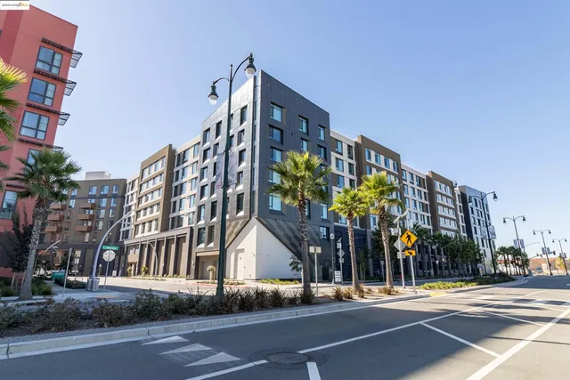 $499,000 | 260 Brooklyn Basin Way, Unit 428, Oakland, CA 94606