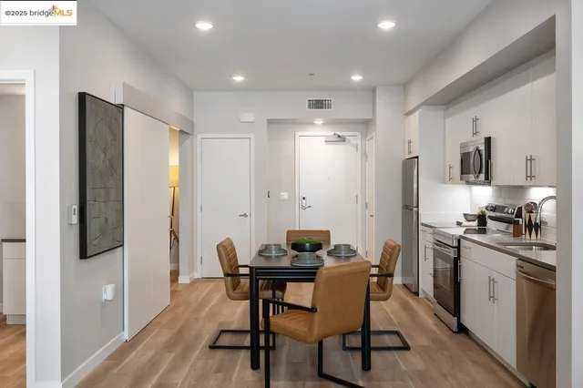 $499,000 | 260 Brooklyn Basin Way, Unit 428, Oakland, CA 94606