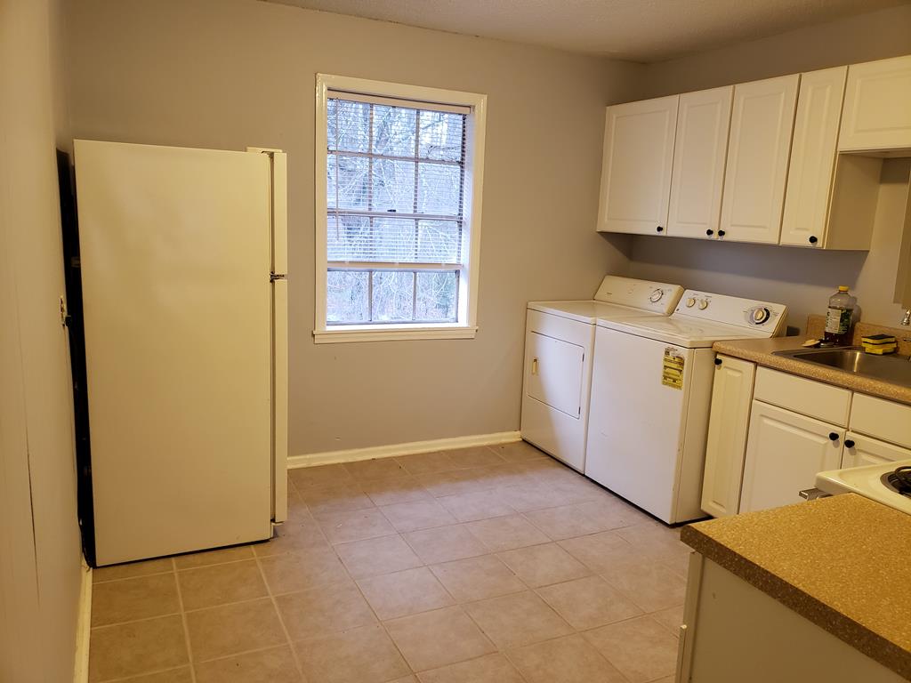 2754-6 Dug Gap Road Dalton, GA 30720 - Photo 8 of 9 Gallery Image 8
