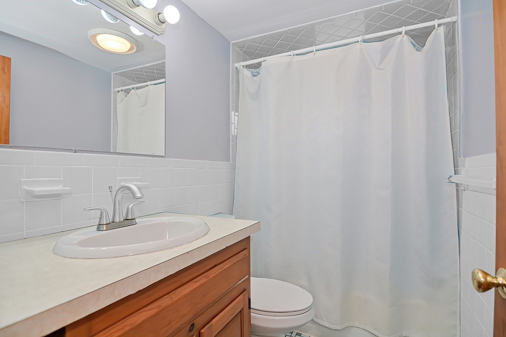 16 Cashman Road Peabody, MA 01960 - Photo 17 of 34