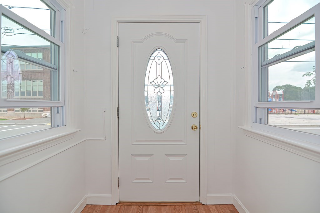 16 Cashman Road Peabody, MA 01960 - Photo 3 of 34