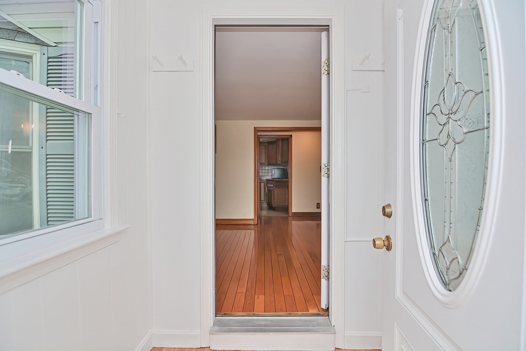 16 Cashman Road Peabody, MA 01960 - Photo 4 of 34