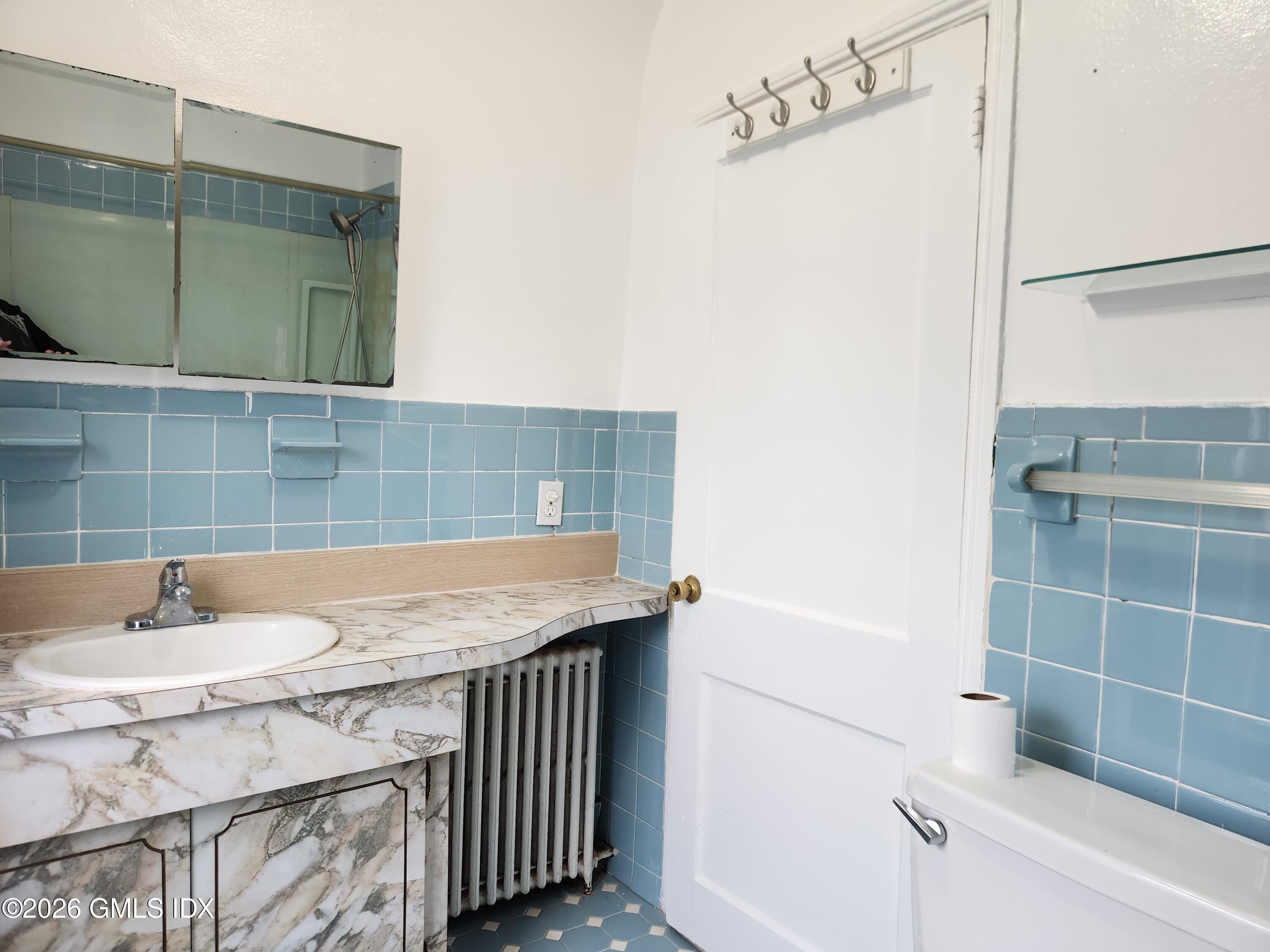 70 Pemberwick Road, Unit 2R Greenwich, CT 06831 - Photo 4 of 10 20260316_115547